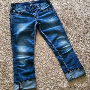 Silver Suki Capri 28 Cropped Jeans